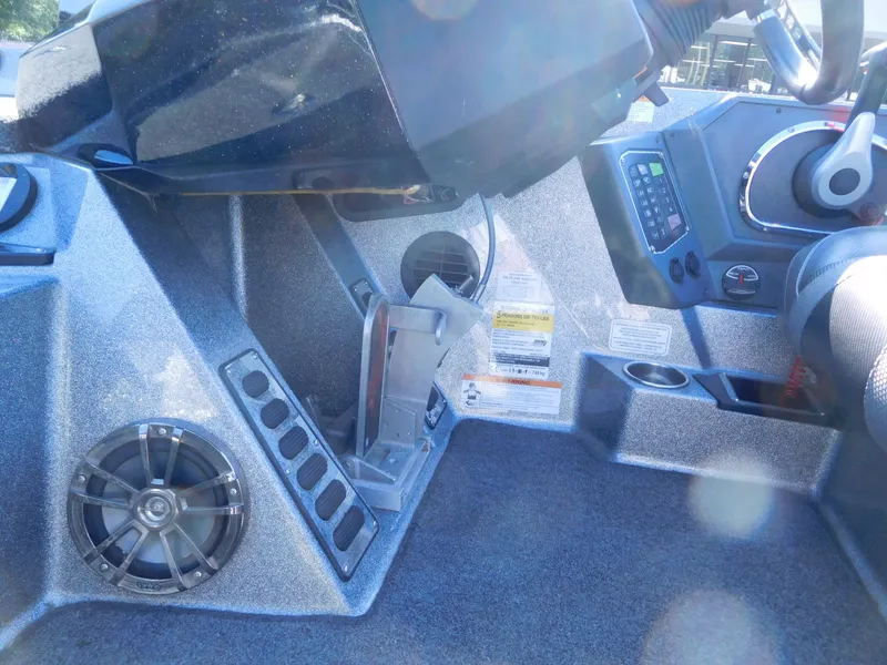 Slide: The Image of Ranger Z520L Dual Console 2020 - 13