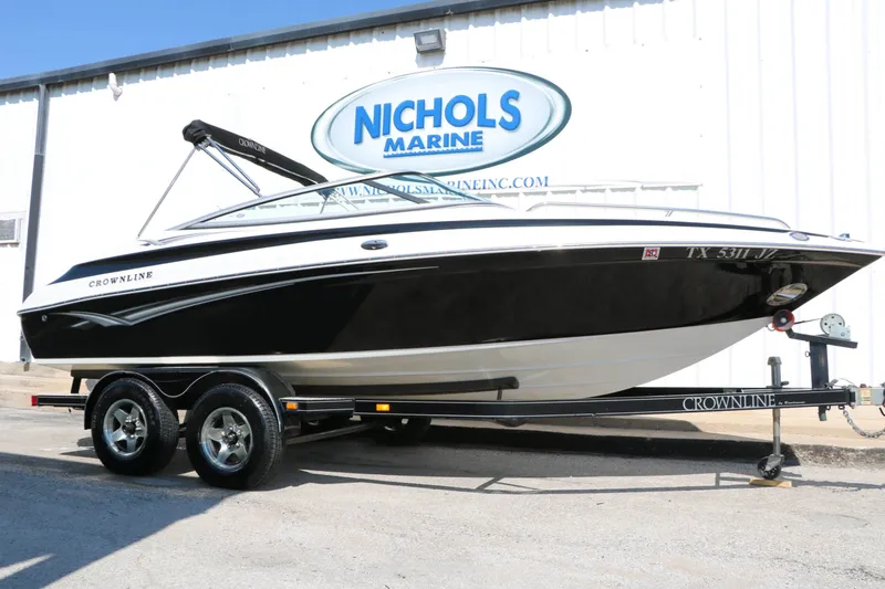 Slide: The Image of Crownline Boats 202 BR 2004 - 1