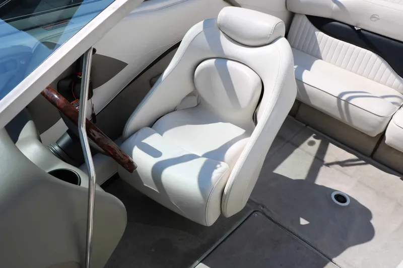 Slide: The Image of Crownline Boats 202 BR 2004 - 38