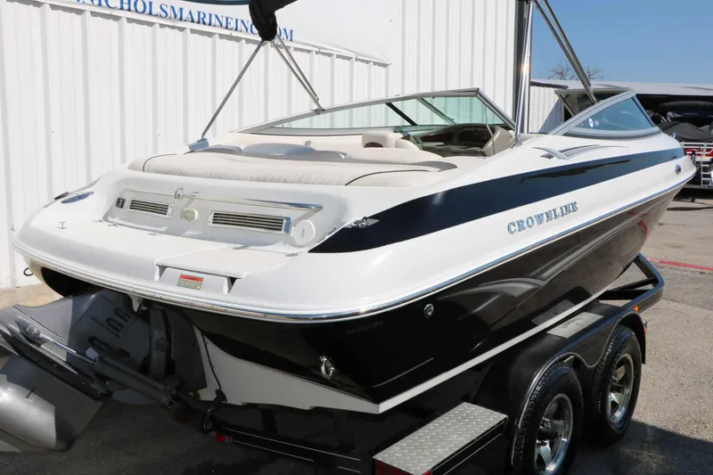 Slide: The Image of Crownline Boats 202 BR 2004 - 5