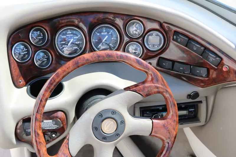 Slide: The Image of Crownline Boats 202 BR 2004 - 31