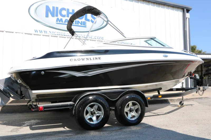 Slide: The Image of Crownline Boats 202 BR 2004 - 2