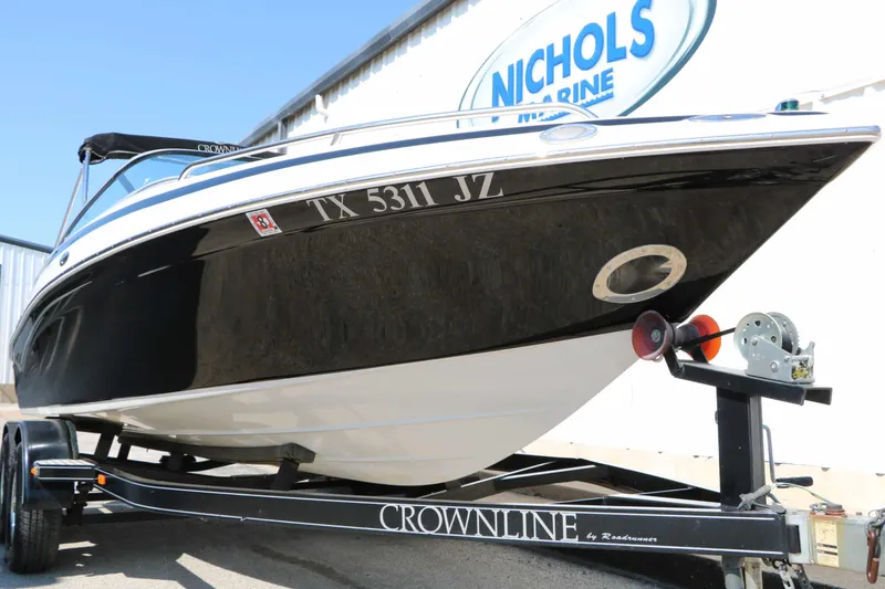 Slide: The Image of Crownline Boats 202 BR 2004 - 7