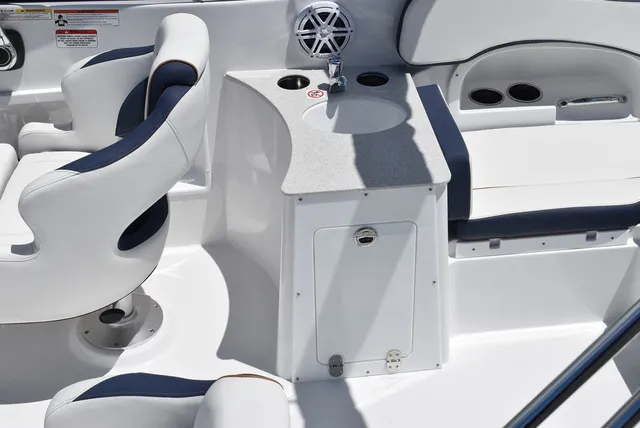 Slide: The Image of Stingray 231DC 2026 - 14