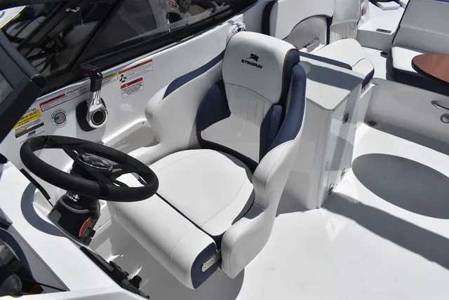 Slide: The Image of Stingray 231DC 2026 - 38
