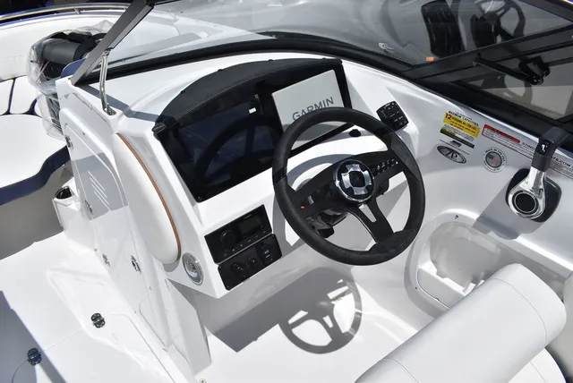 Slide: The Image of Stingray 231DC 2026 - 40