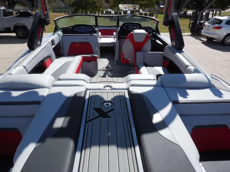 Slide: The Image of MasterCraft Xstar-S 2023 - 13