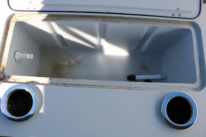 Slide: The Image of Sylvan Mirage 820 Party Fish 2023 - 43