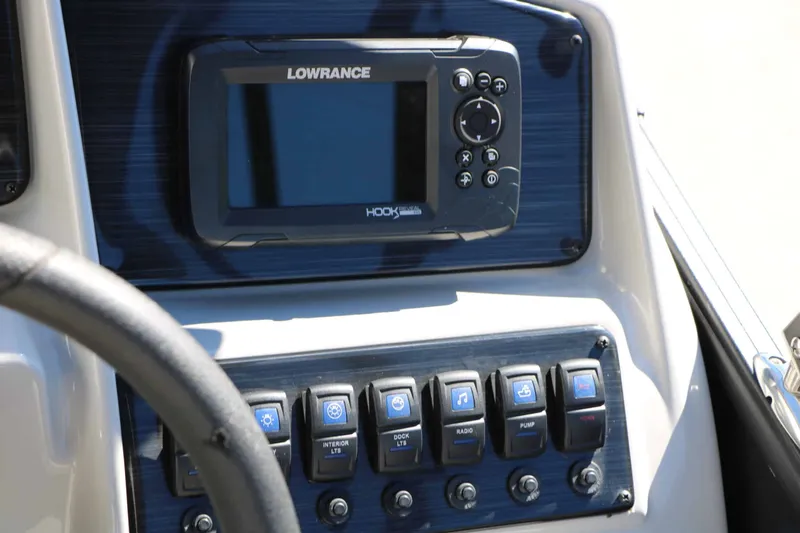 Slide: The Image of Sylvan Mirage 820 Party Fish 2023 - 45