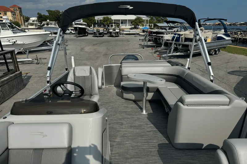 Slide: The Image of Bennington 21 SX 2020 - 11