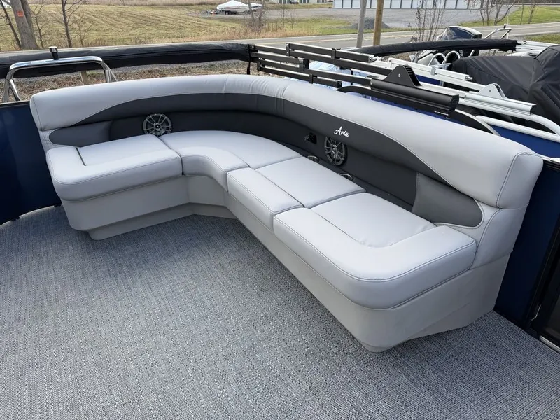 Slide: The Image of Barletta Boats A20L 2026 - 29