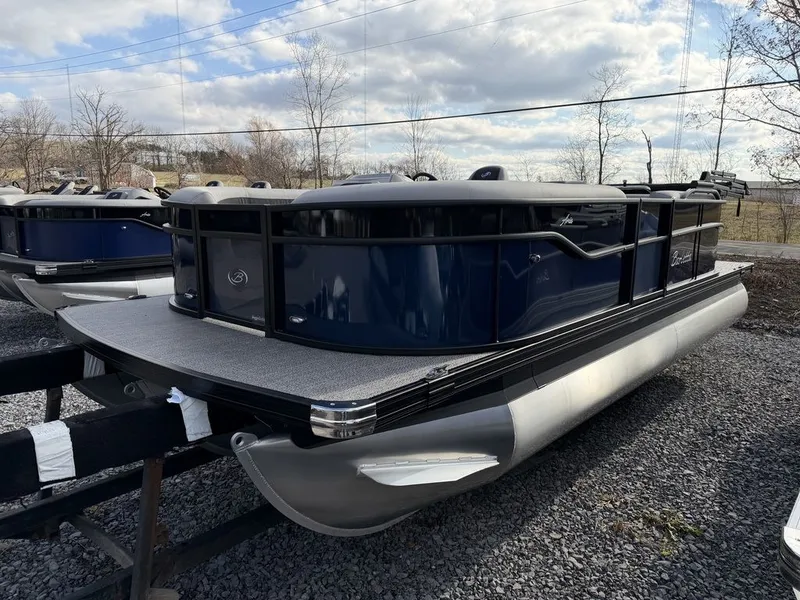 Slide: The Image of Barletta Boats A20L 2026 - 3