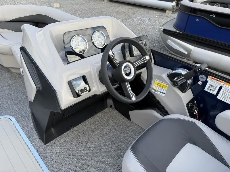 Slide: The Image of Barletta Boats A20L 2026 - 31
