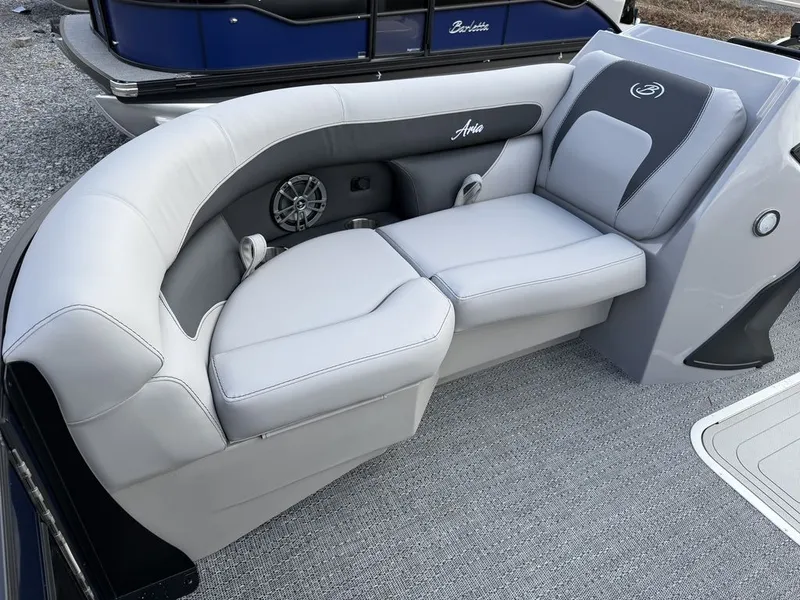 Slide: The Image of Barletta Boats A20L 2026 - 12