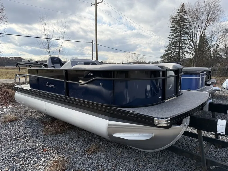 Slide: The Image of Barletta Boats A20L 2026 - 6