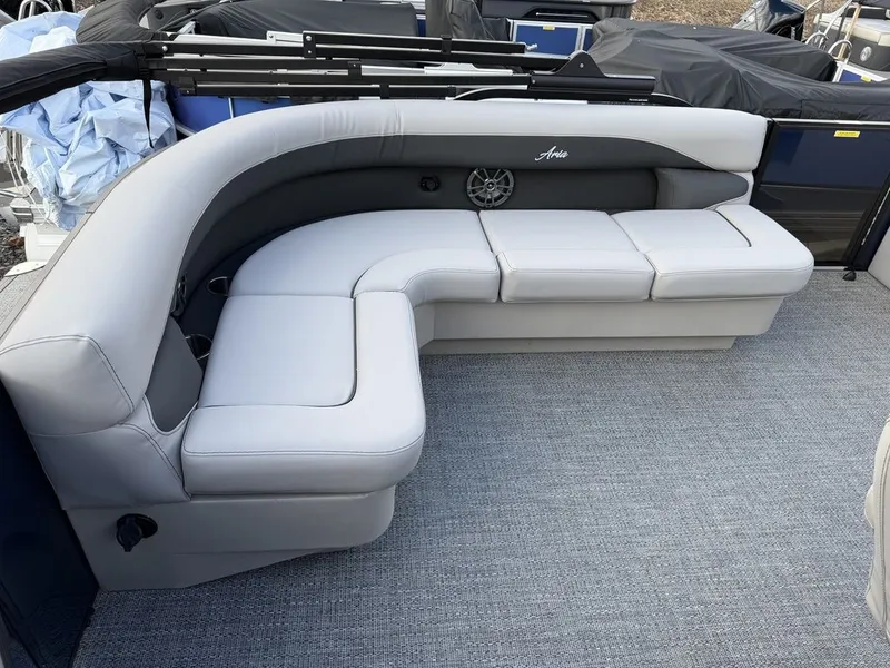 Slide: The Image of Barletta Boats A20L 2026 - 28