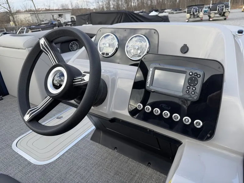 Slide: The Image of Barletta Boats A20L 2026 - 36