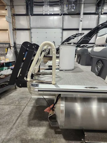 Slide: The Image of Avalon 2385 25 LSZ QLS 2026 - 2