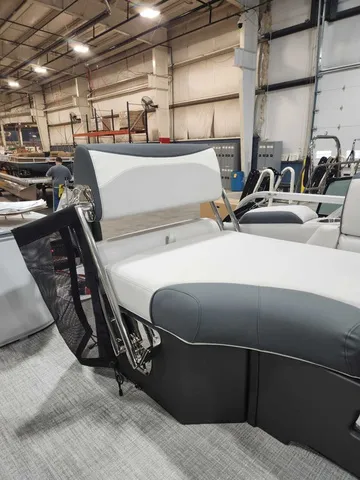 Slide: The Image of Avalon 2385 25 LSZ QLS 2026 - 29