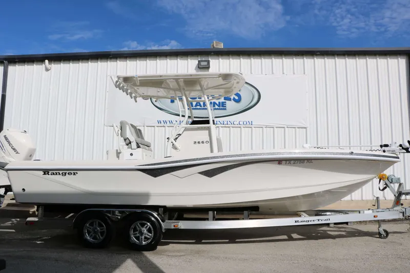 Slide: The Image of Ranger 2660 Bay 2022 - 1