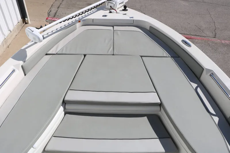 Slide: The Image of Ranger 2660 Bay 2022 - 38
