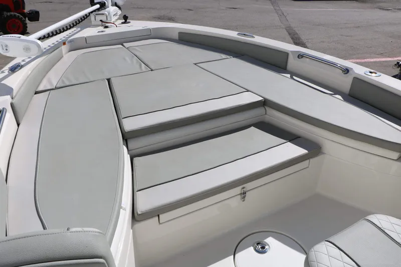Slide: The Image of Ranger 2660 Bay 2022 - 37