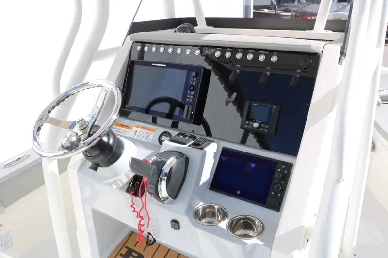 Slide: The Image of Ranger 2660 Bay 2022 - 45
