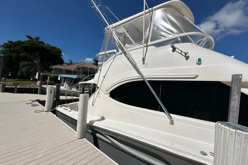 Slide: The Image of Riviera 40 Flybridge 2002 - 9