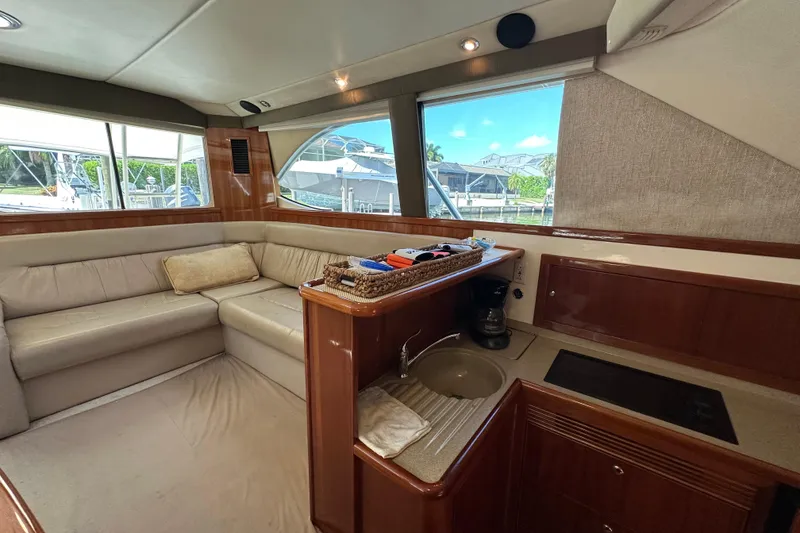 Slide: The Image of Riviera 40 Flybridge 2002 - 34