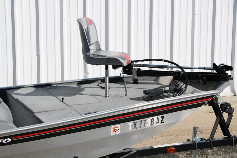 Slide: The Image of Tracker Boats Pro 16 2009 - 16
