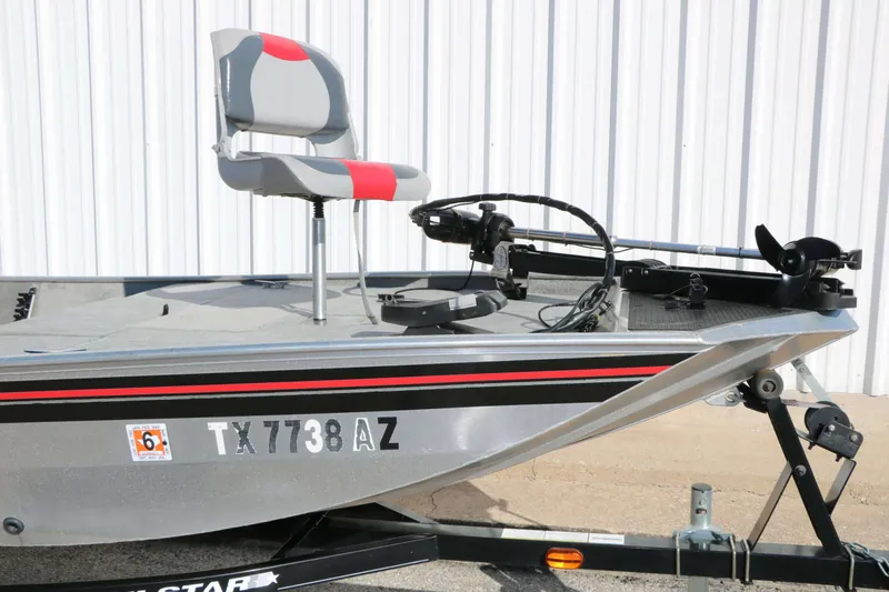 Slide: The Image of Tracker Boats Pro 16 2009 - 14