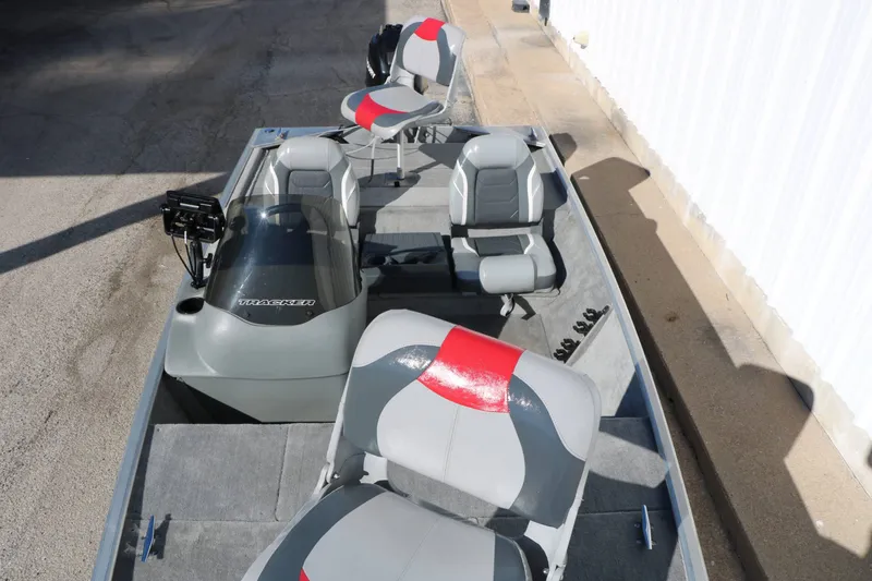 Slide: The Image of Tracker Boats Pro 16 2009 - 26