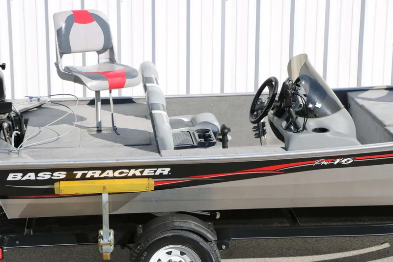 Slide: The Image of Tracker Boats Pro 16 2009 - 17