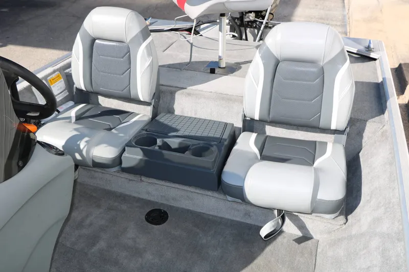 Slide: The Image of Tracker Boats Pro 16 2009 - 28