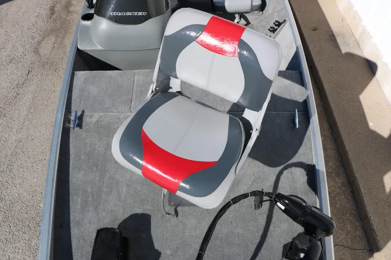 Slide: The Image of Tracker Boats Pro 16 2009 - 25