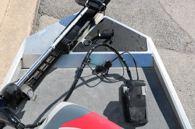 Slide: The Image of Tracker Boats Pro 16 2009 - 23