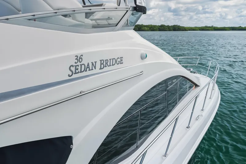 Slide: The Image of Sea Ray 36 Sedan Bridge 2008 - 17