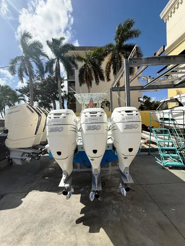 Slide: The Image of Invincible 36 Center Console 36' 2018 - 6