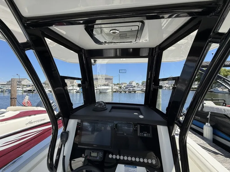 Slide: The Image of World Cat 235TE 2026 - 8