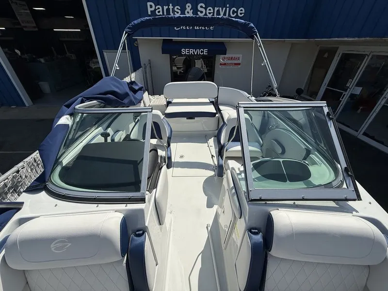 Slide: The Image of Crownline Boats E220 XS 2026 - 13