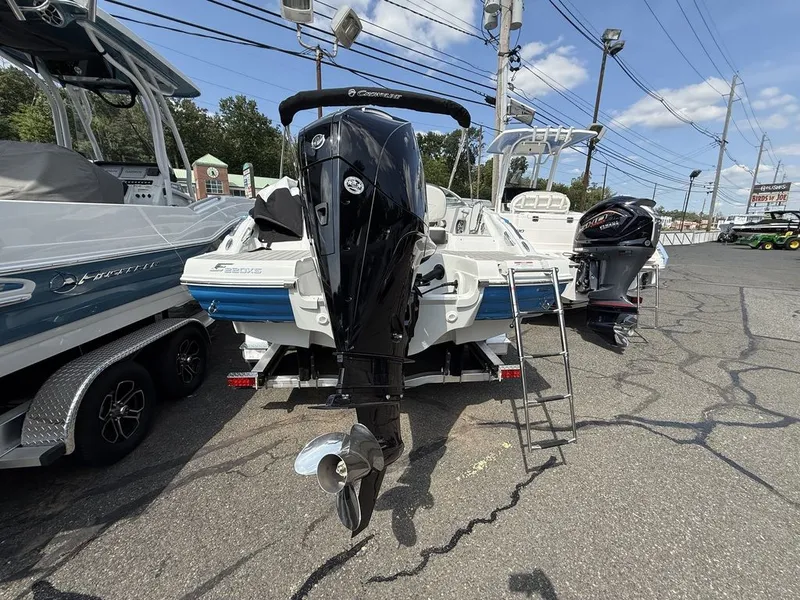 Slide: The Image of Crownline Boats E220 XS 2026 - 2