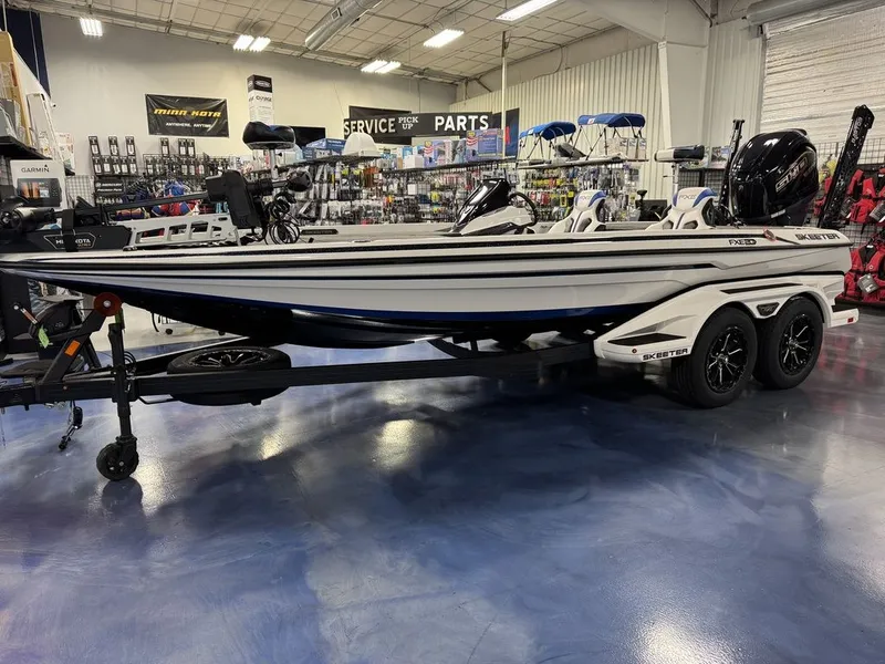 Slide: The Image of Skeeter FXE20 Limited 2027 - 1
