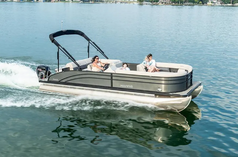 Slide: The Image of Harris CRUISER 230 2022 - 8