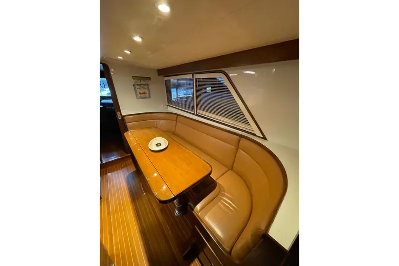 Slide: The Image of Burger Classic Motoryacht 1988 - 15