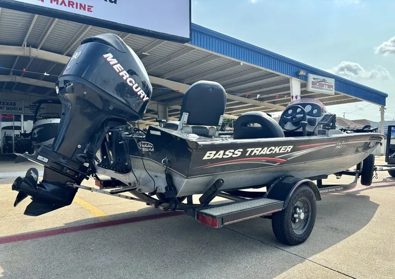 Slide: The Image of TRACKER BOATS PRO TEAM 190 TX 2006 - 4