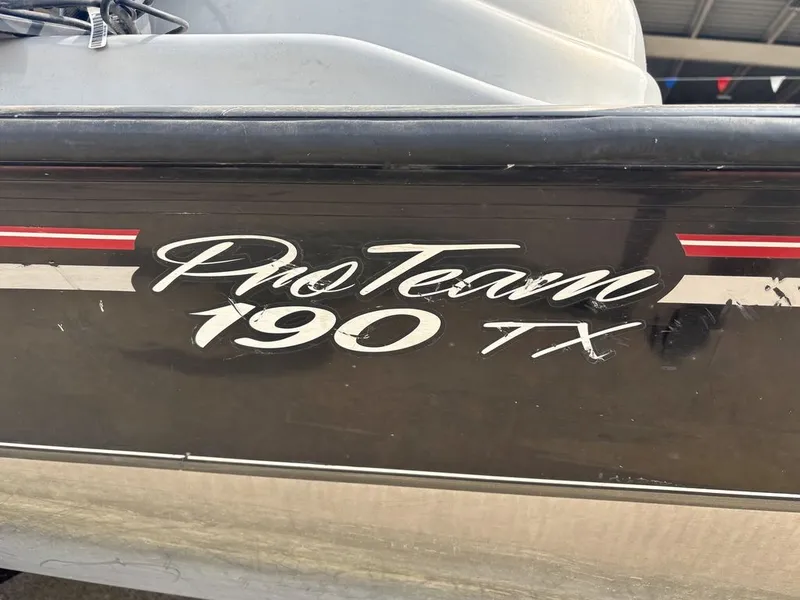 Slide: The Image of TRACKER BOATS PRO TEAM 190 TX 2006 - 3