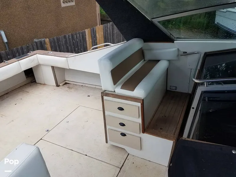 Slide: The Image of Sea Ray SRV 360 Express Cruiser 1980 - 6180802