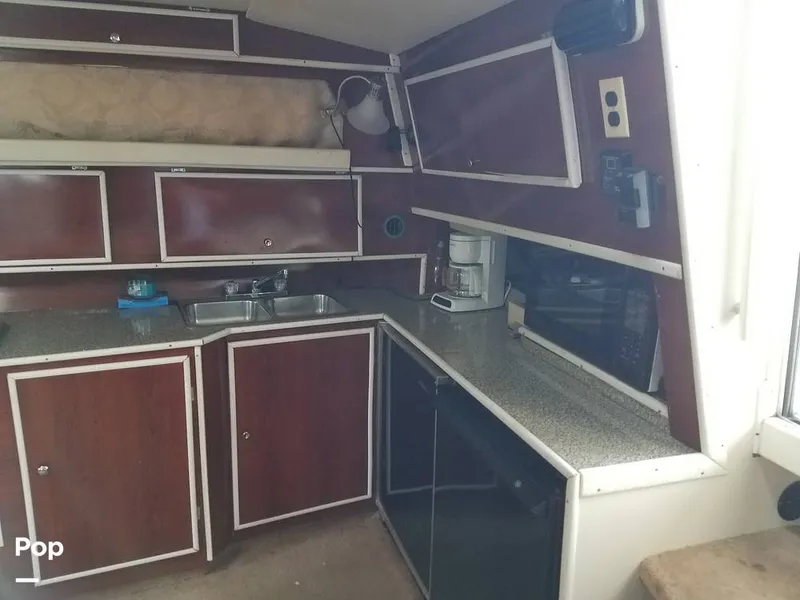 Slide: The Image of Sea Ray SRV 360 Express Cruiser 1980 - 6180768