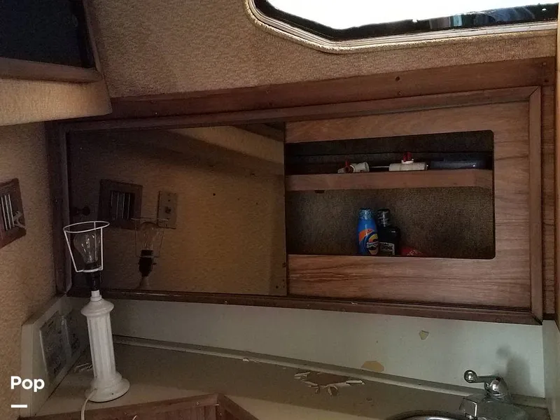 Slide: The Image of Sea Ray SRV 360 Express Cruiser 1980 - 6180730