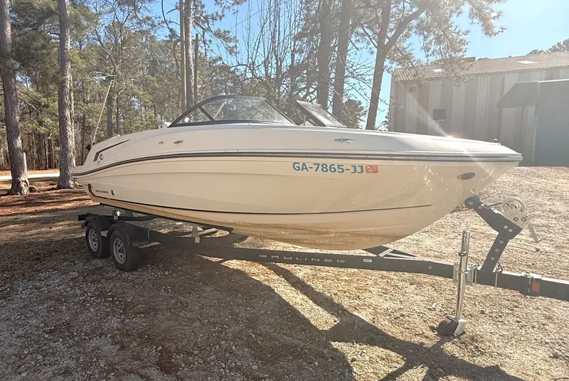 The Image of Bayliner VR5OB 2023 - undefined